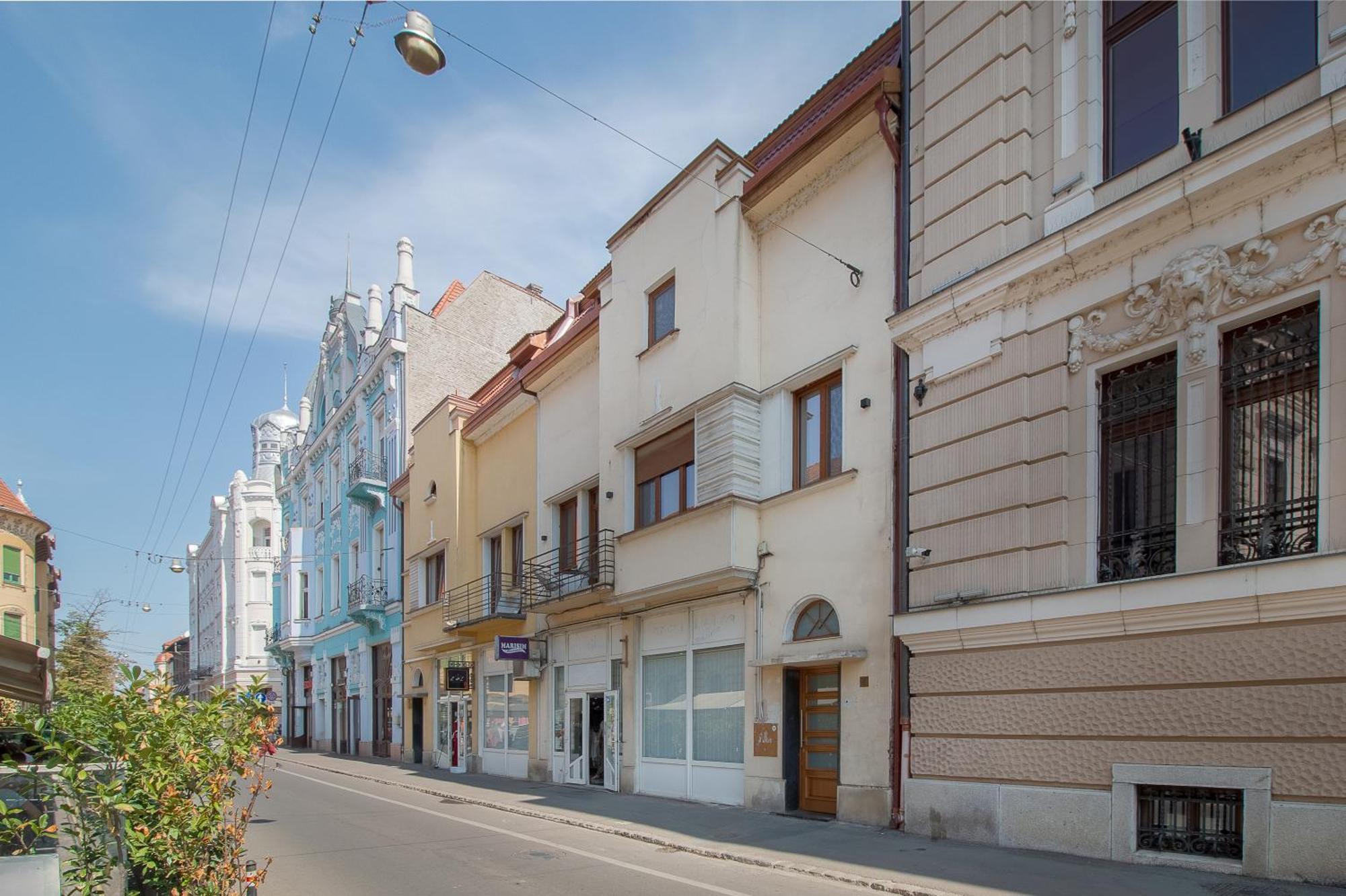 Oasis Rooms Oradea Eksteriør billede