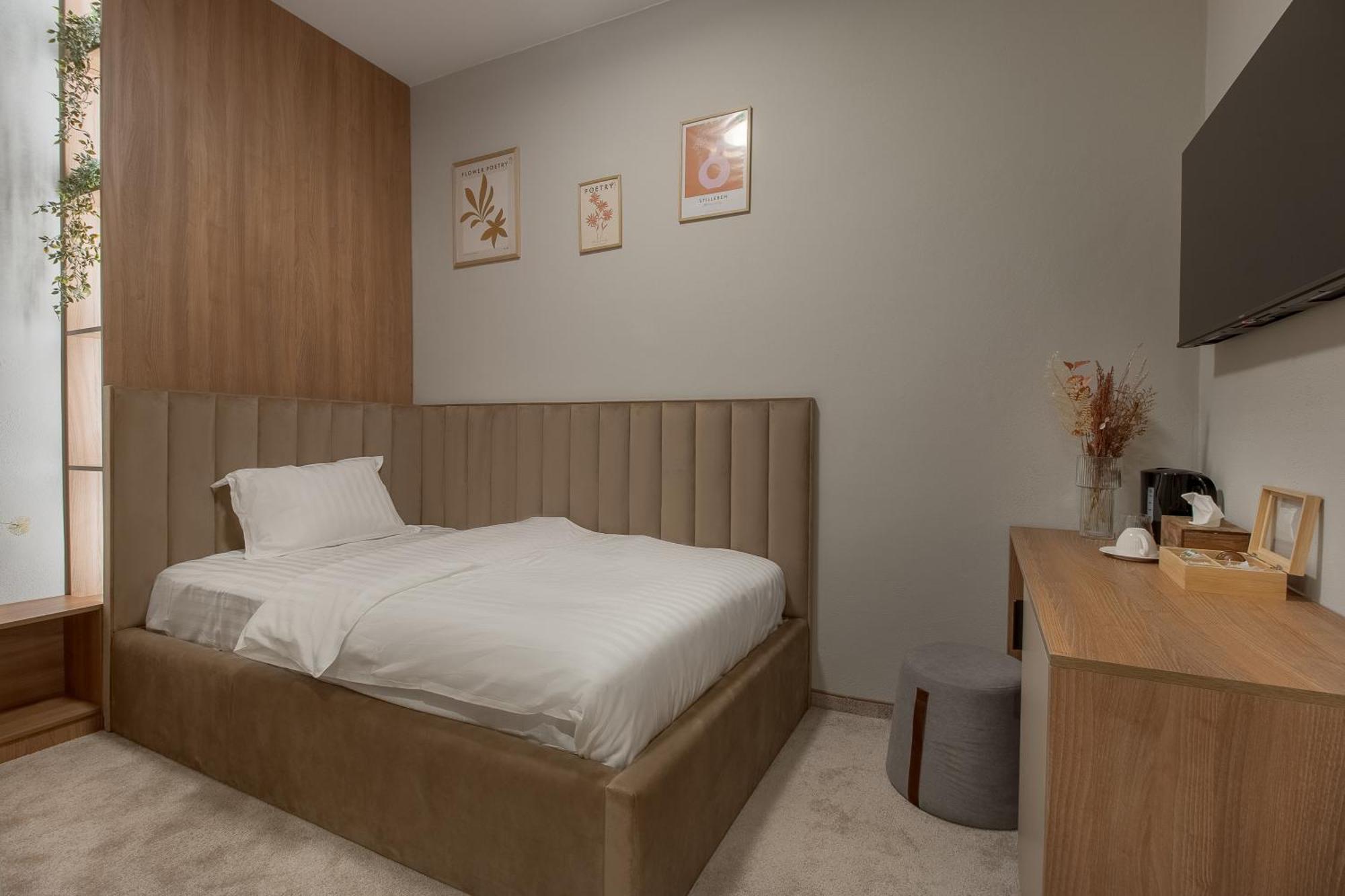Oasis Rooms Oradea Eksteriør billede