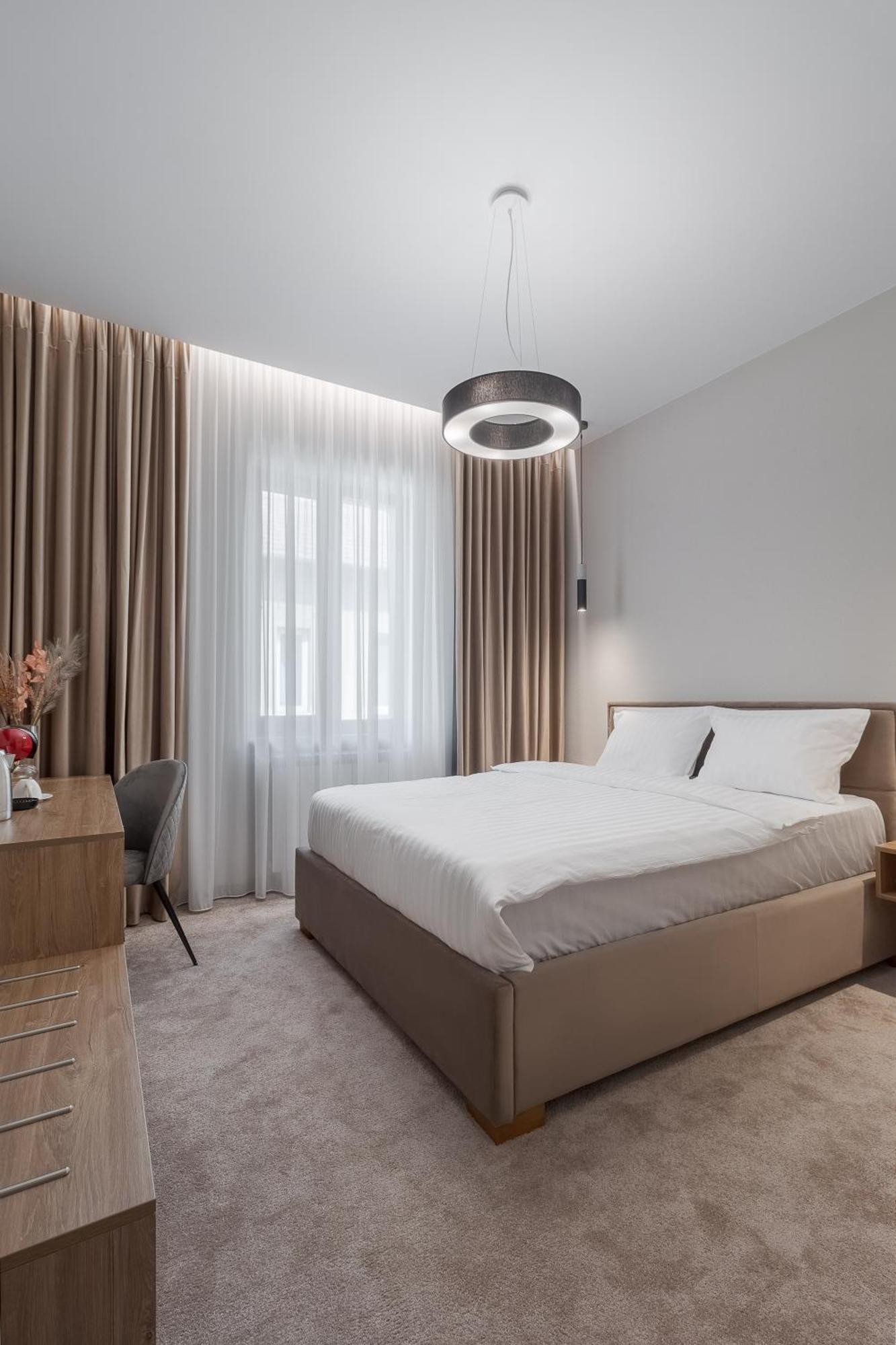 Oasis Rooms Oradea Eksteriør billede